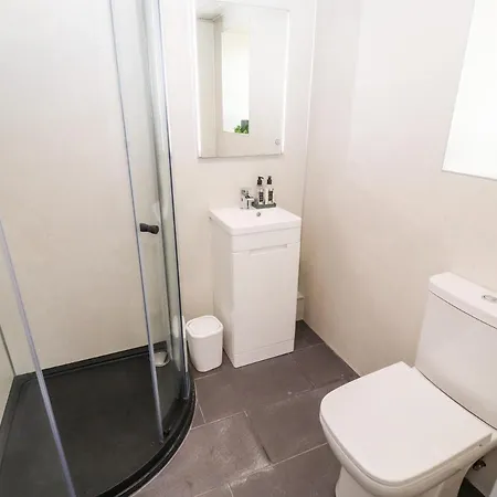 Semesterbostad Lands Brow Red Dial