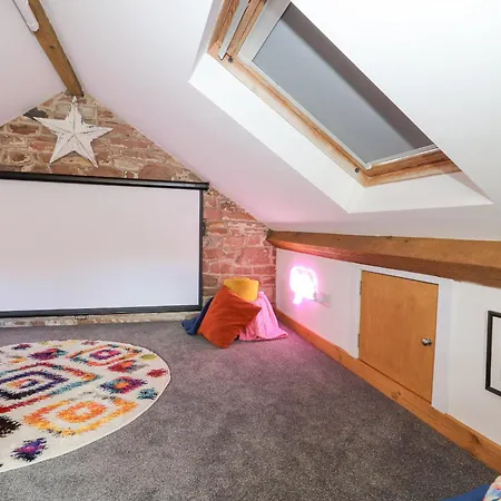 Lands Brow 度假居 Red Dial