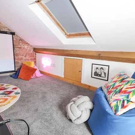 Lands Brow Holiday home